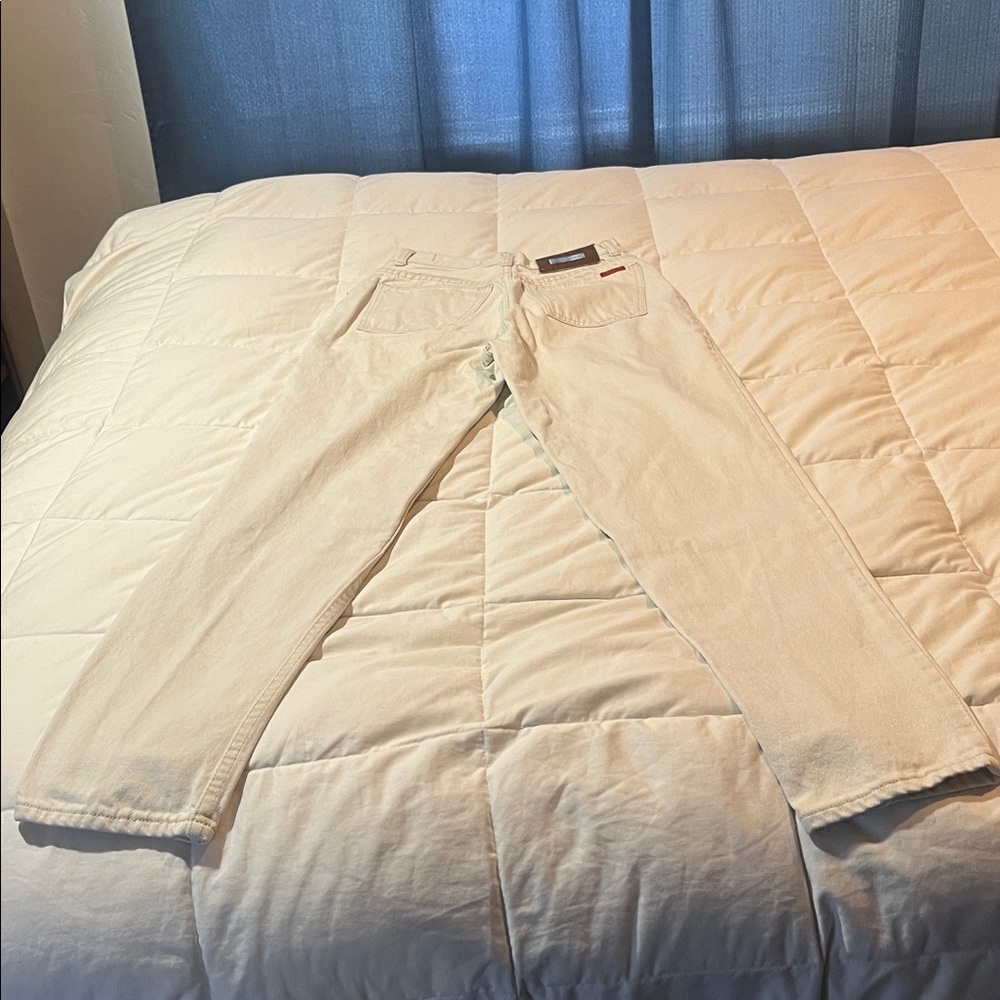Vintage Lawman’s White Jeans - Picture 8 of 13